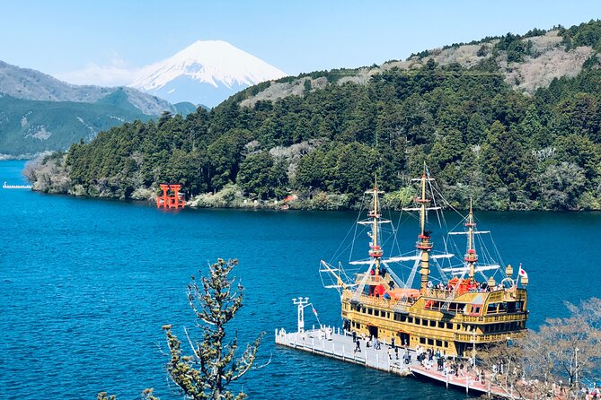 Hike Japan Heritage Hakone Hachiri with certified mountain guide - Finishing in Mishima at the shrine and river
