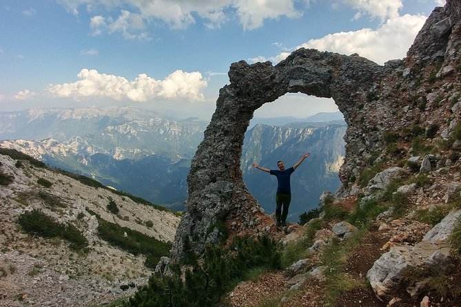 Hiking between Bosnia and Herzegovina - Day five: Visočica’s ridges