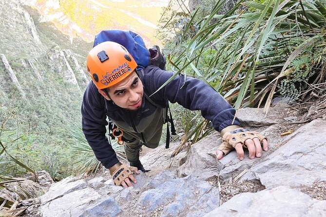Hiking Climbing And Rappelling In The Eaglets Nest - Who should book this experience