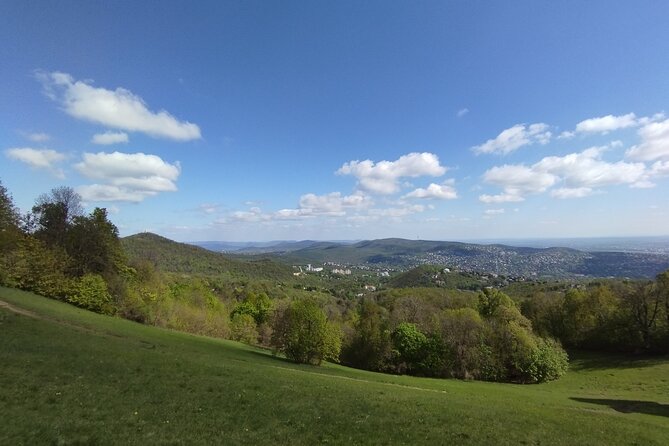 Hiking in Budapest - What is included beyond the walk