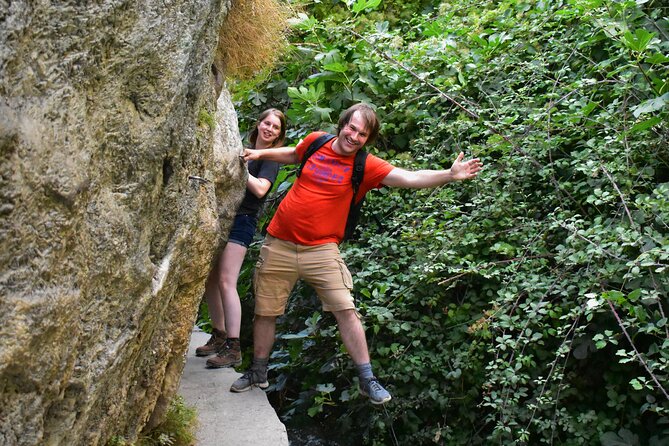 Hiking in the Canyon of the Monachil Cubs in Granada - Key points at a glance