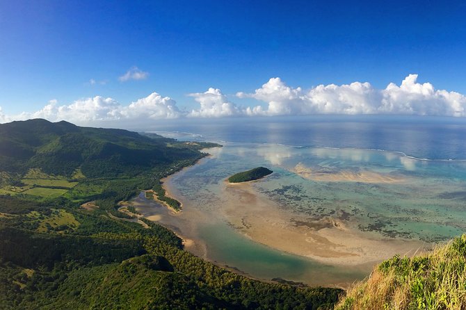 Hiking Le Morne Brabant - The upper rocks require hands, feet, and concentration