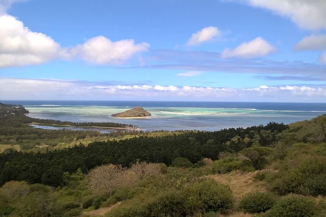 Hiking Le Morne Brabant - Weather can change the whole outing