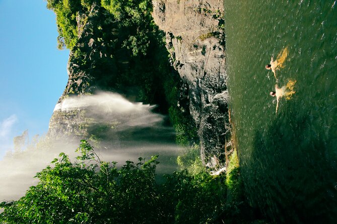 Hiking Sept Cascades (Tamarind Falls) - Half Day - Guides add safety and a local point of view