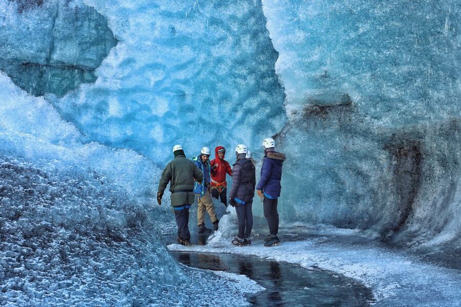 Jökulsárlón: Vatnajökull Glacier Guided Hiking Tour - From the Jökulsárlón parking lot to the glacier