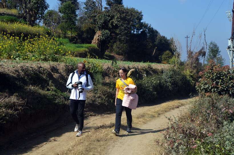 Kathmandu: Dhulikhel to NamoBuddha Day Hike with Lunch - Why the guides matter on this route
