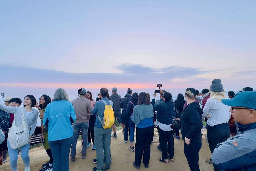 Kathmandu: Nagarkot Sunrise & Hike with Lunch -Private/Group - Private car or group outing?