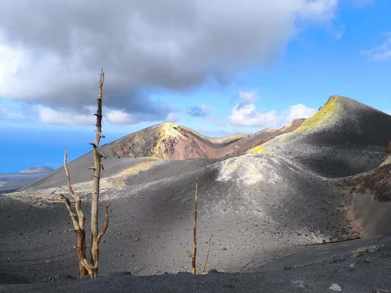 La Palma: Tajogaite Volcano Guided Hike - Walking into Tajogaite’s newest volcanic ground