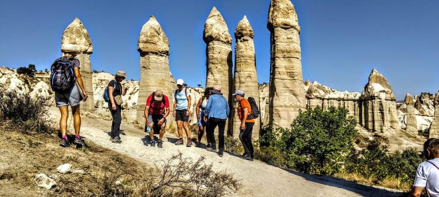 LET'S GO HİKİNG TO DİSCOVER CAPPADOCİA.. - Love Valley: fairy chimneys and a real cave room