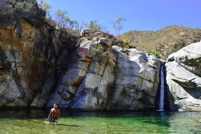 Los Cabos: Hiking at the Fox Canyon with Waterfall - Leaving the Cabo resorts for the Baja interior