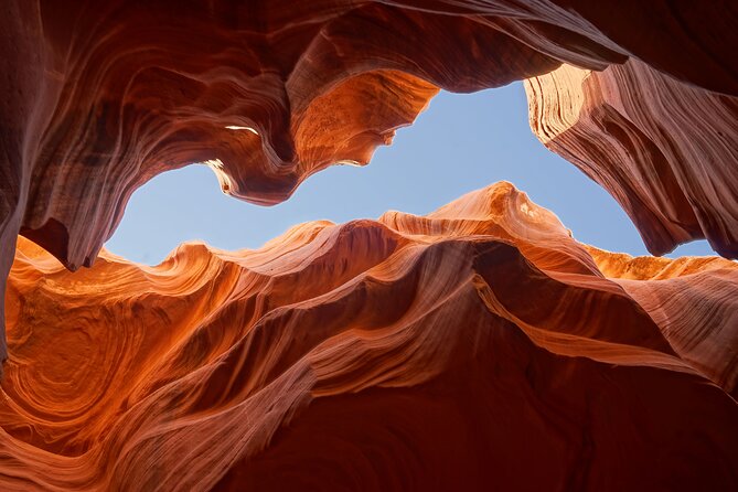 Lower Antelope Canyon Hiking Tour - Eight ladders through the sandstone