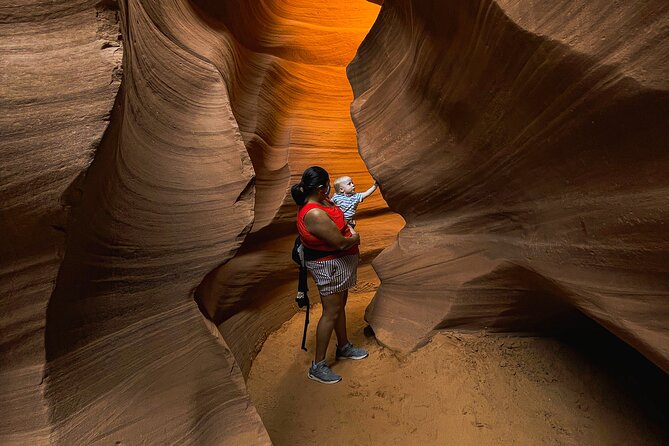 Lower Antelope Canyon Hiking Tour - Photo opportunities, with a little patience