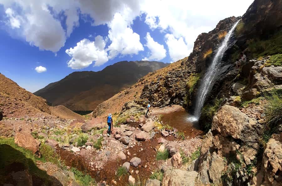 Marrakech: 2-Day Atlas Villages Trekking Tour - Why the overnight stay changes the trip