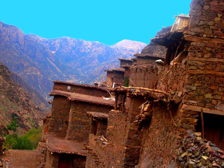 Marrakech: 2-Day Atlas Villages Trekking Tour - Tinmel School and the road through the valleys