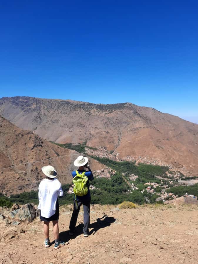 Marrakech: Tedli Summit Atlas Mountains Day Hike & Lunch - Who should book this hike?