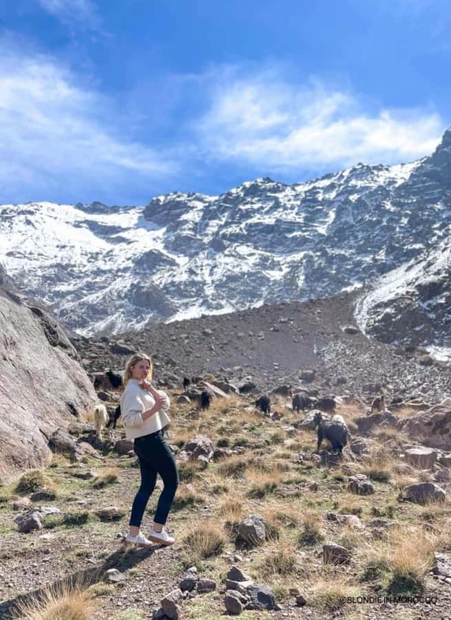 Marrakech: Tedli Summit Atlas Mountains Day Hike & Lunch - From Marrakech to Imlil, with breakfast first