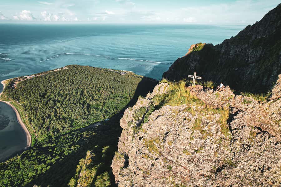 Mauritius: Le Morne Mountain Guided Sunrise Hike and Climb - Who should book this climb?