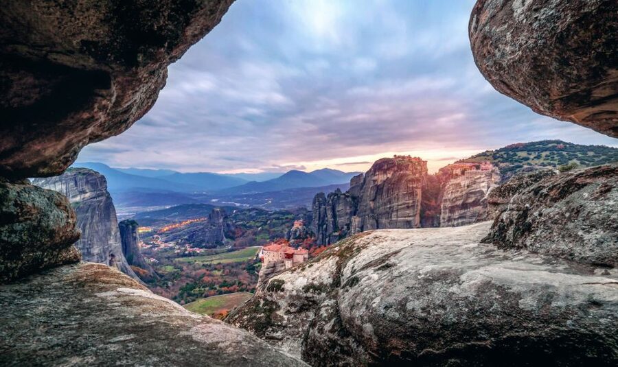 Meteora: Sunset Hike to Secret Caves - Key points at a glance