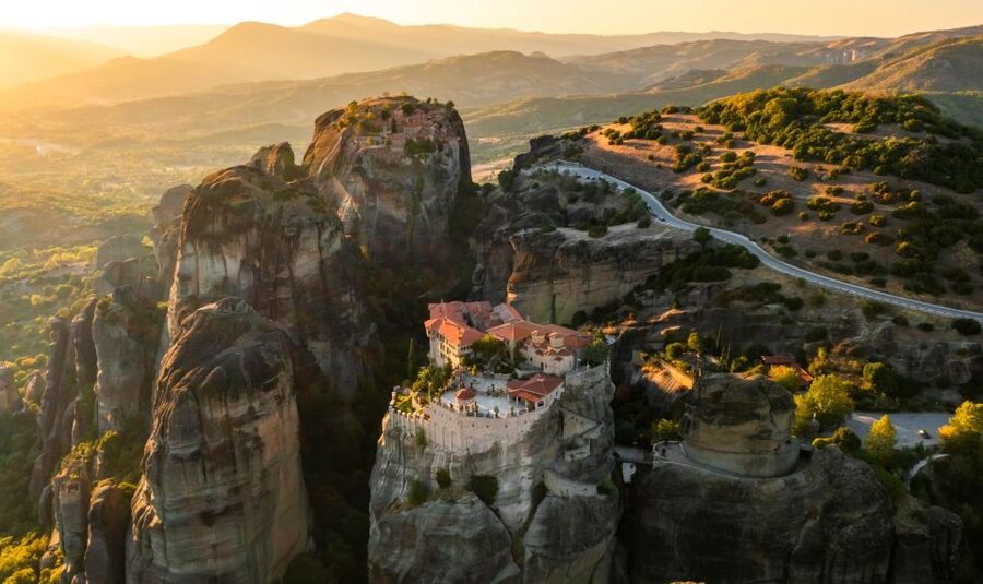 Meteora: Sunset Hike to Secret Caves - Who should book this hike?