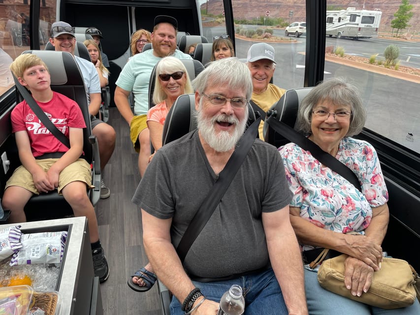 Moab: Arches National Park Sightseeing Tour - Starting in downtown Moab at 606 South Main Street