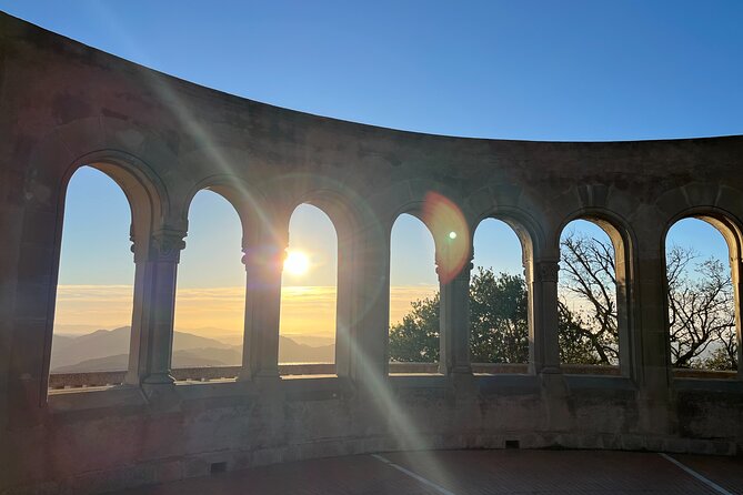 Montserrat very early : Hiking, Abbey, very small group - Practical preparation for the morning