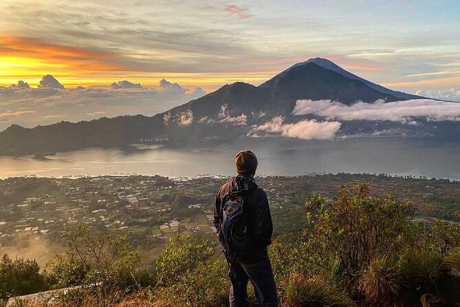 Mount Batur Sunrise Trekking & Natural Hot Spring - All Inclusive - Sunrise breakfast at the summit
