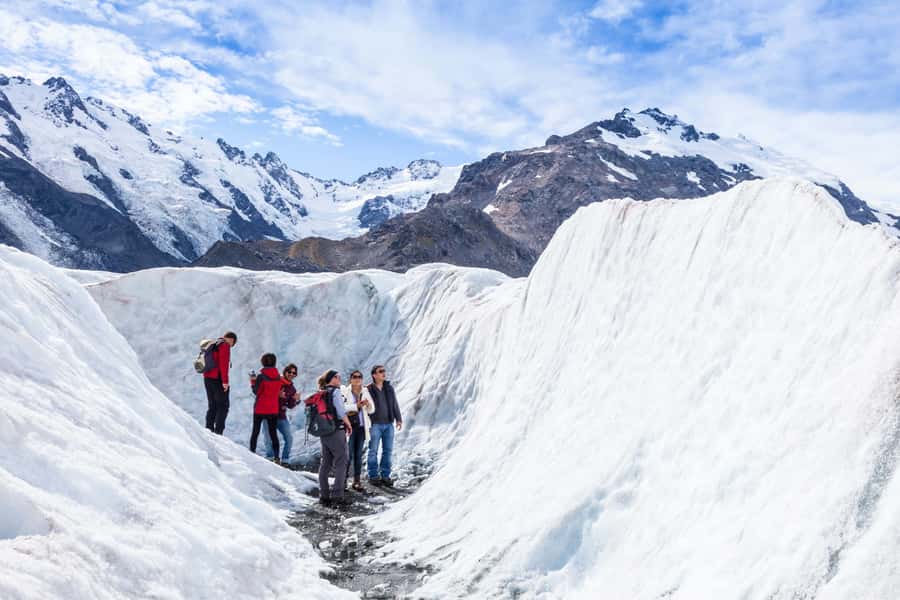 Mount Cook: 3 Hour Heli Hike to the Tasman Glacier - How the group size changes the experience