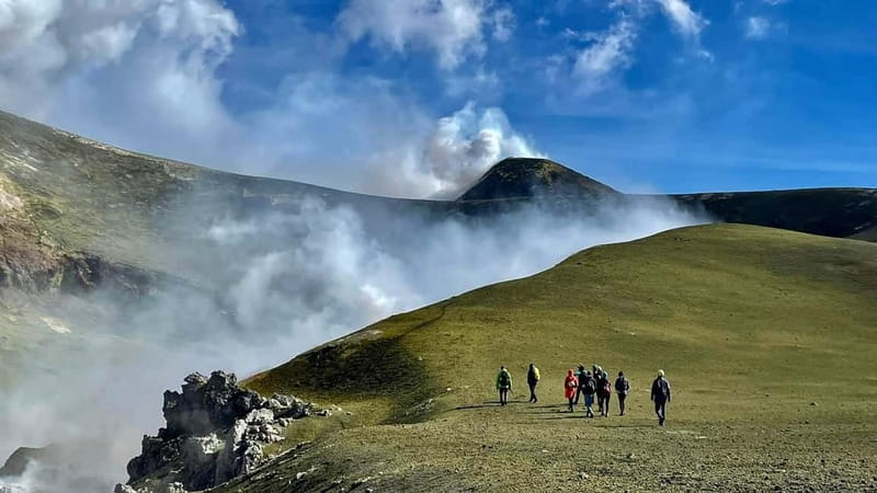 Mount Etna: Summit Trekking Tour - Hiking above 2,900 meters