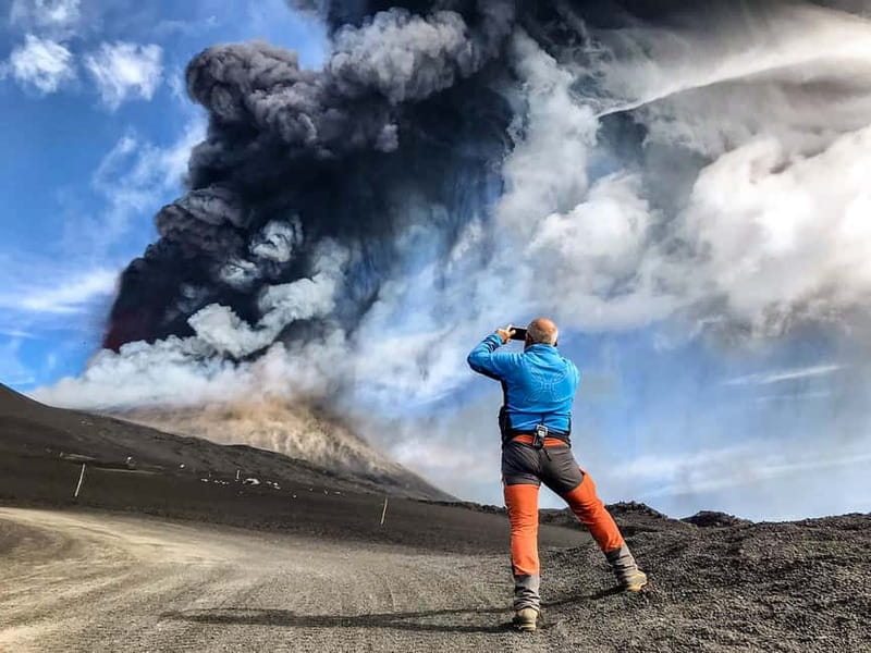Mount Etna: Trek to 3000m with cable car and 4x4 - Why the 3,000-meter route is worth your time