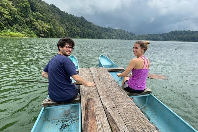 Munduk: Twin Lake Jungle Hike, Ulun Danu Temple, & Waterfall - Key points at a glance