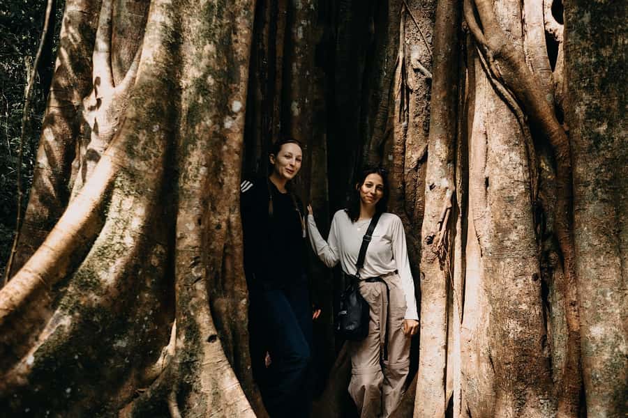 Munduk: Twin Lake Jungle Hike, Ulun Danu Temple, & Waterfall - What to pack for a wet mountain day