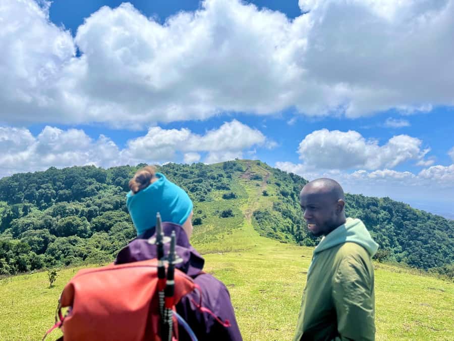 NAIROBI:Ngong Hills Day Hike,Group Tour - At the gate: tickets, briefing, and trail preparation