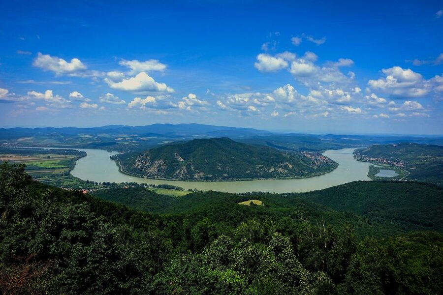 One Day Wonder Hike - The Essence of the Danube Bend - Dömös and the steep climb to the ridge