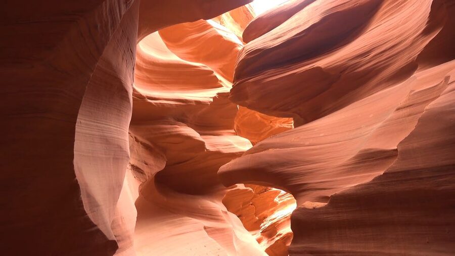 Page: Lower Antelope Canyon Ticket and Guided Hiking Tour - Who will enjoy this most