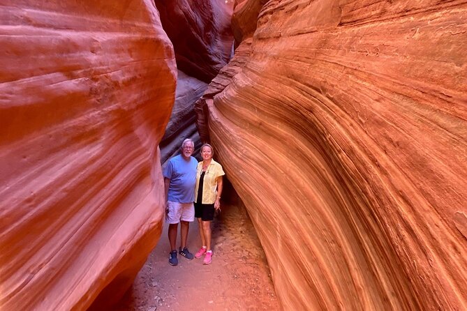 Peekaboo Slot Canyon UTV and Hiking Adventure - A practical way to fit it into your day