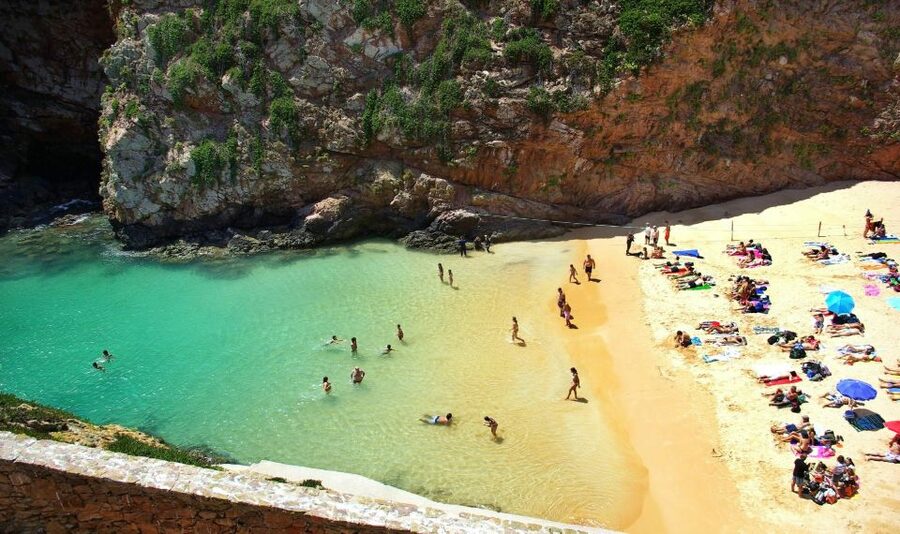 Peniche: Berlengas Island Trip, Hiking and Cave Tour - Reaching Berlengas from Peniche