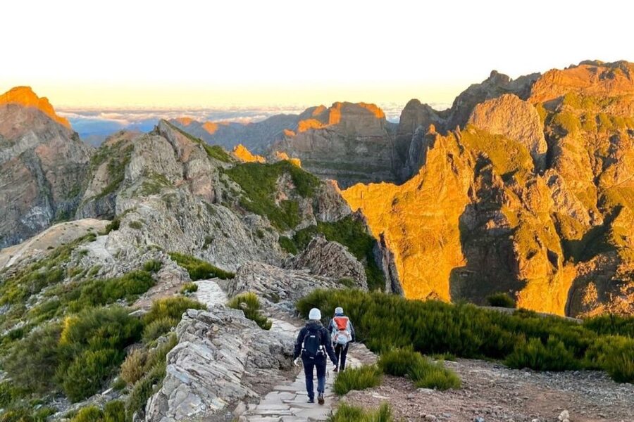 Pico Do Arieiro Pico Ruivo Sunrise or Morning Hike Transfers - The 50-minute ride from Funchal or Caniço