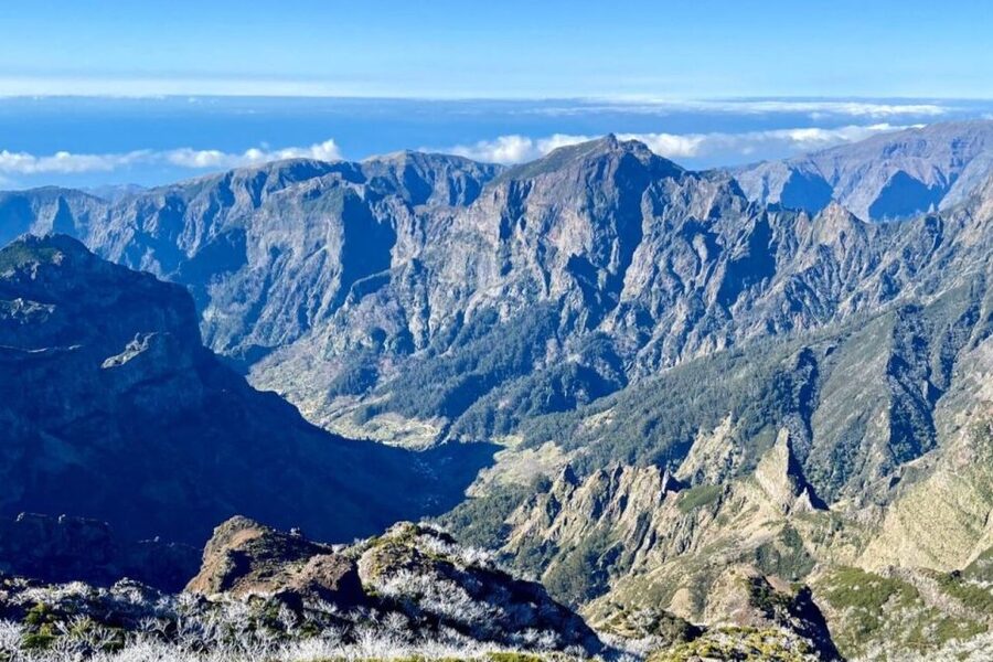 Pico Do Arieiro Pico Ruivo Sunrise or Morning Hike Transfers - What the $37 price really buys you