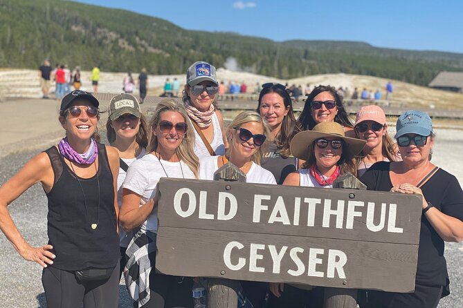Private Yellowstone Tour: ICONIC Sites, Wildlife, Family Friendly Hikes + lunch - What the guides add to the experience