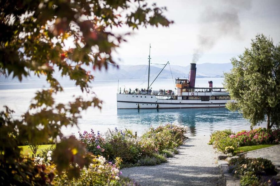 Queenstown: Walter Peak Horse Trek & Queenstown Lake Cruise - What $134 buys you