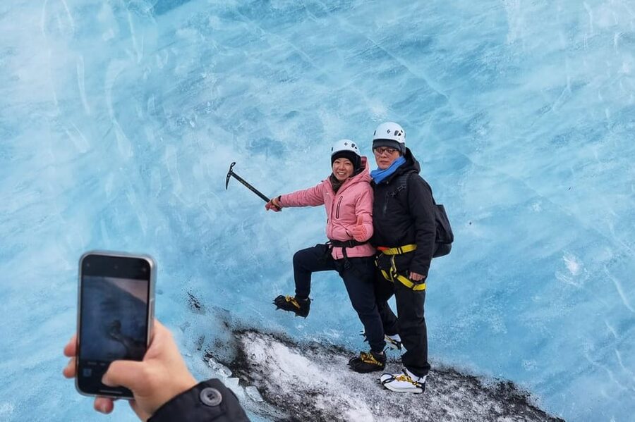 Reykjavik: Glacier Hike, Waterfalls and Black Sand Beach - How the $186 price holds up