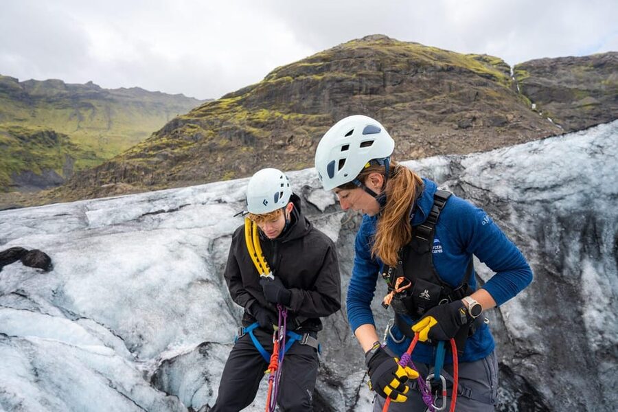 Reykjavík: Sólheimajökull Glacier Hike & Ice Climbing Intro - Getting to Sólheimajökull from Reykjavík