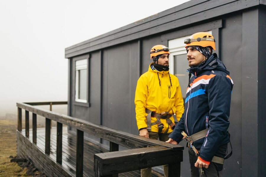 Reykjavik: Thrihnukagigur Volcano Guided Hiking Day Trip - Inside the magma chamber for up to one hour