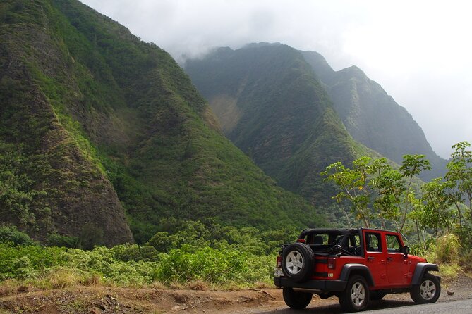 Road To Hana: Maui Waterfall Hiking Tour in Private Jeep - The 7 a.m. pickup and the road east
