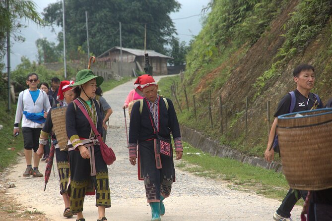 Sa Pa Full Day Trekking Tour - The walk to Y Linh Ho at 8:00 am