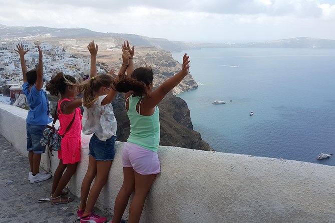 Santorini: 4hr Small Group Caldera Hike from Fira to Oia - Why the small group matters