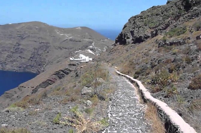 Santorini Caldera Walk Hiking Experience Fira-Oia - Starting in Fira and moving through Firostefani