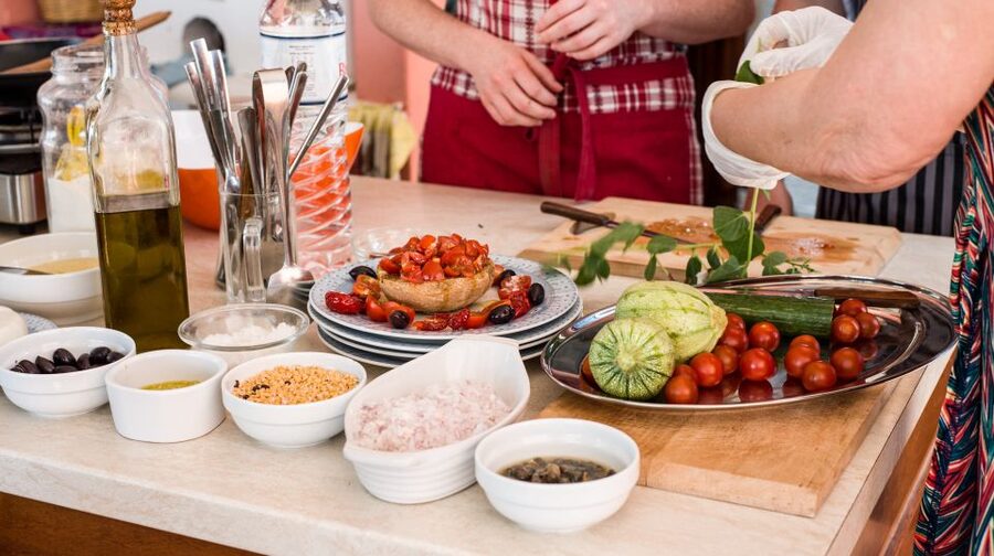 Santorini: Cooking Class and Easy Hike - Key points to know before you book