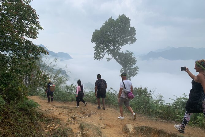 Sapa The Hidden Trail Trek 1 Day - Mountain & Rice Valley - Lunch after the walk toward Hau Chu Ngai