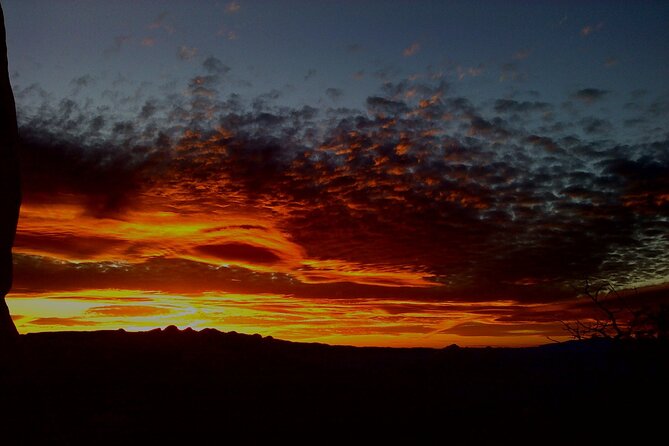 Sedona Dark Sky Sunset & Night Hike With a Private Guide - Stars over an International Dark Sky Community